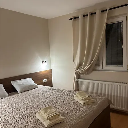 Jovanovic Apartment *